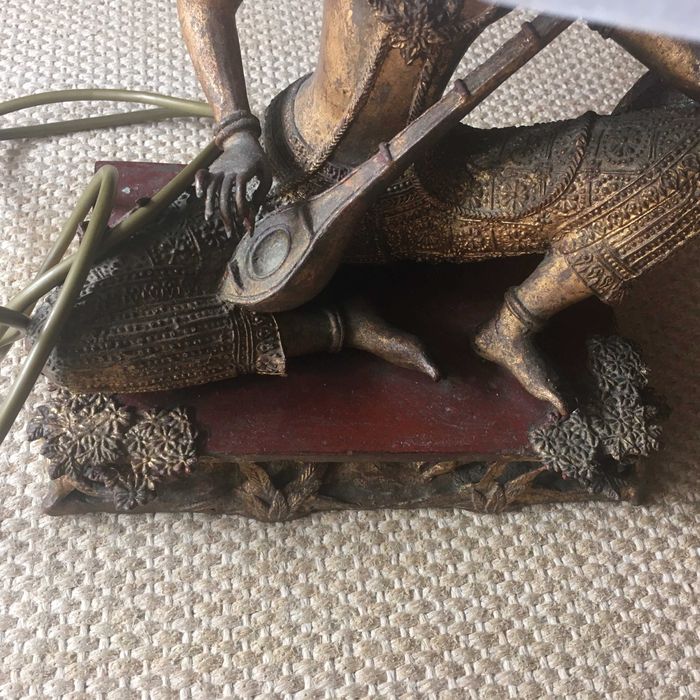 Buda da Felicidade  em folha de ouro,antigo com abajour.