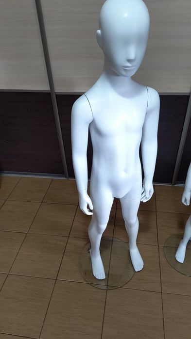 Manekiny dziecięce