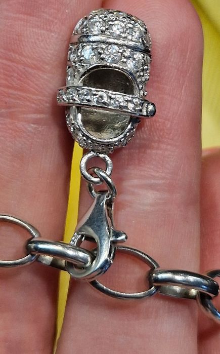 Bransoletka Yes srebrna 925 z charmsami apart w. Kruk i yes cyrkonie