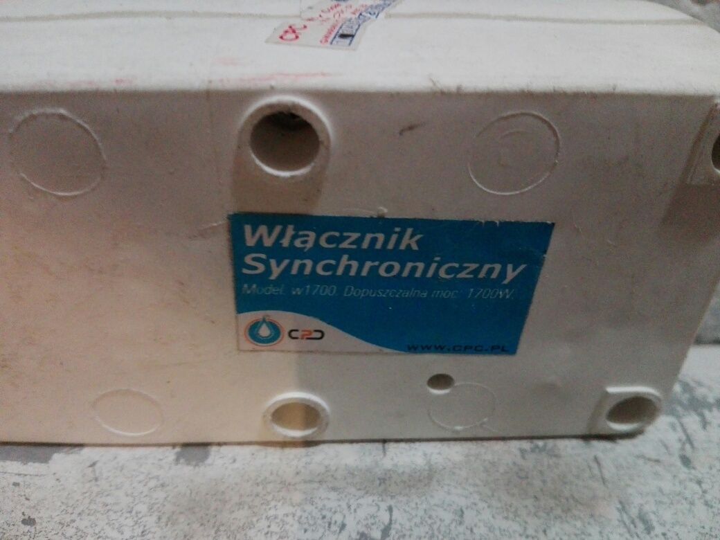 Włącznik synchroniczny 1700W