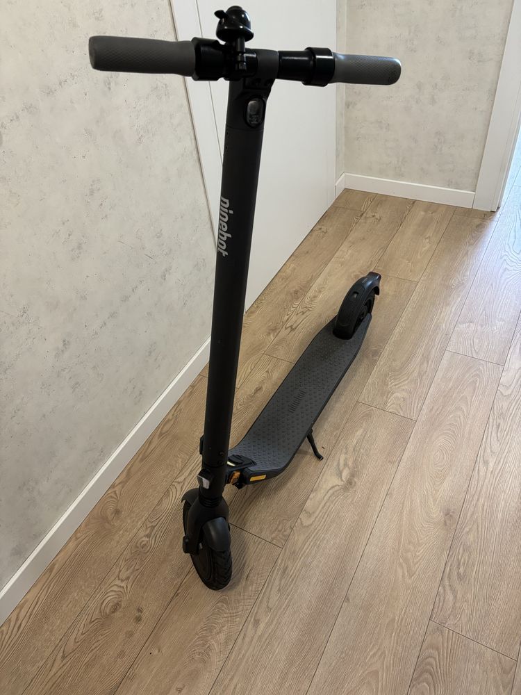 Самокат Ninebot by Segway E22