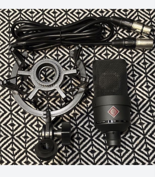 Mikrofon TLR-103.