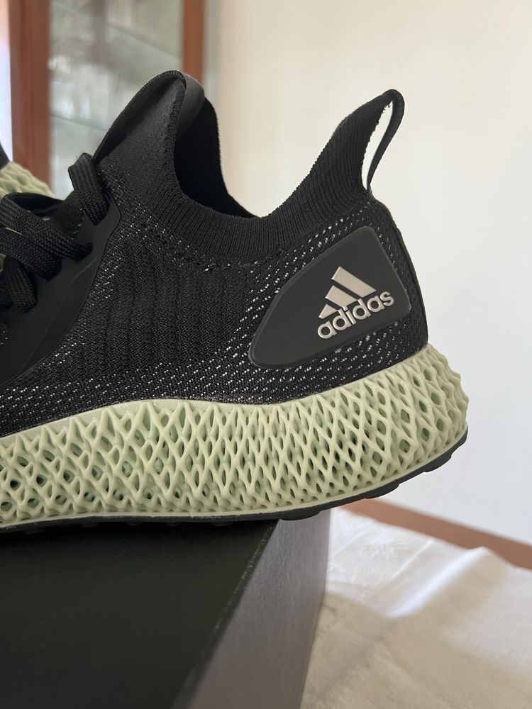 Adidas 4 D Novos ainda com etiqueta