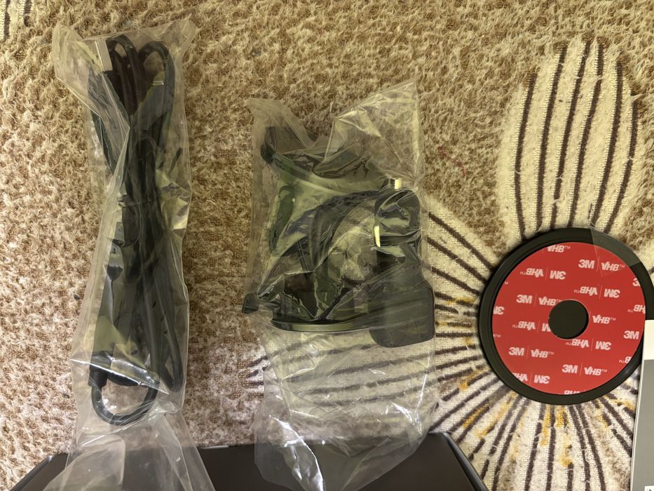 Навигатор Garmin Dezl LGV710