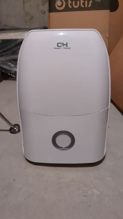 Осушувач повітря новий з коробкою та гарантією Cooper&Hunter CH-D005WD