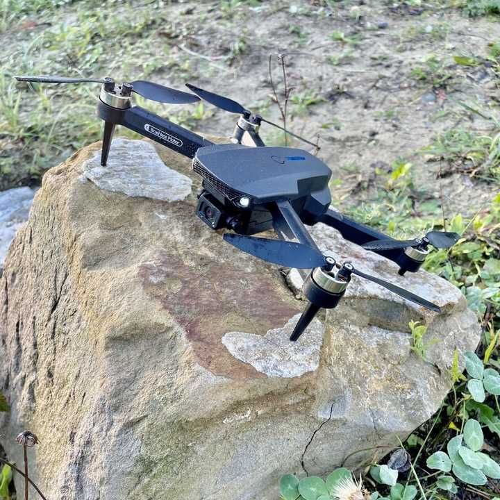 DRON z 2 KAMERAMI  mocne silniki 3 baterie super prezent *nowy*
