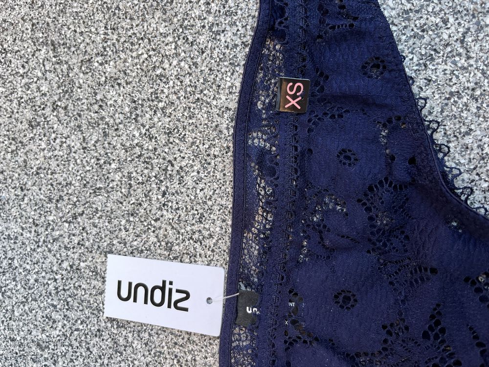 Undiz nowe koronkowe granatowe majtki brazyliany XS