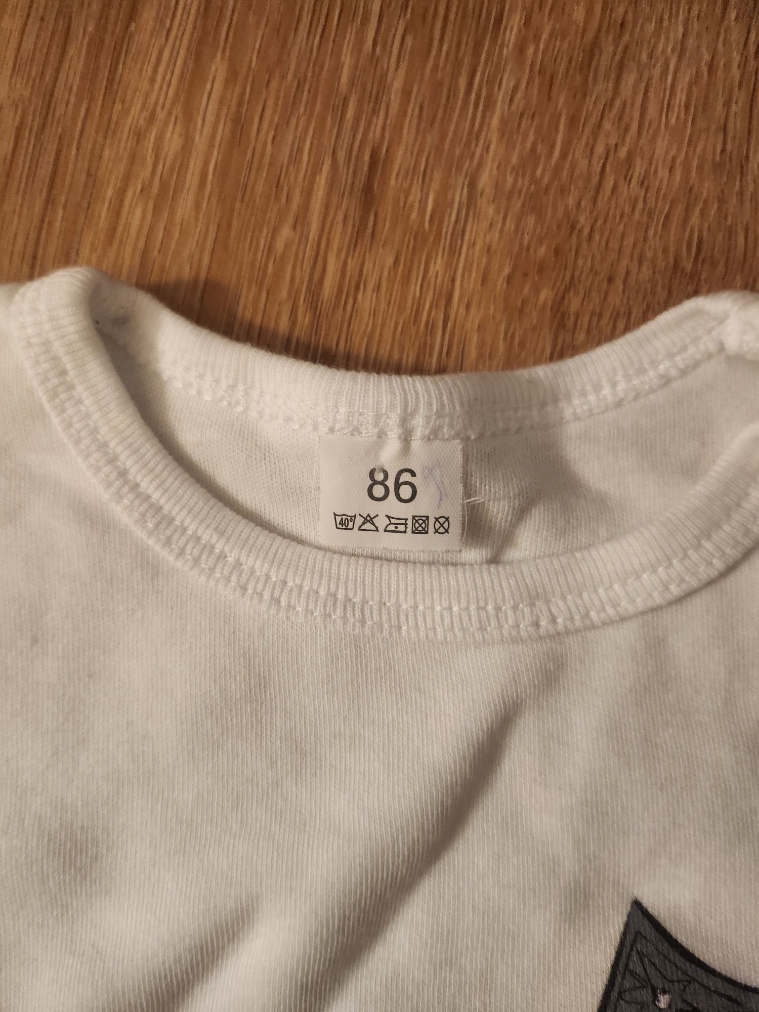 Body z napisem "Kochany Zbój" r. 86