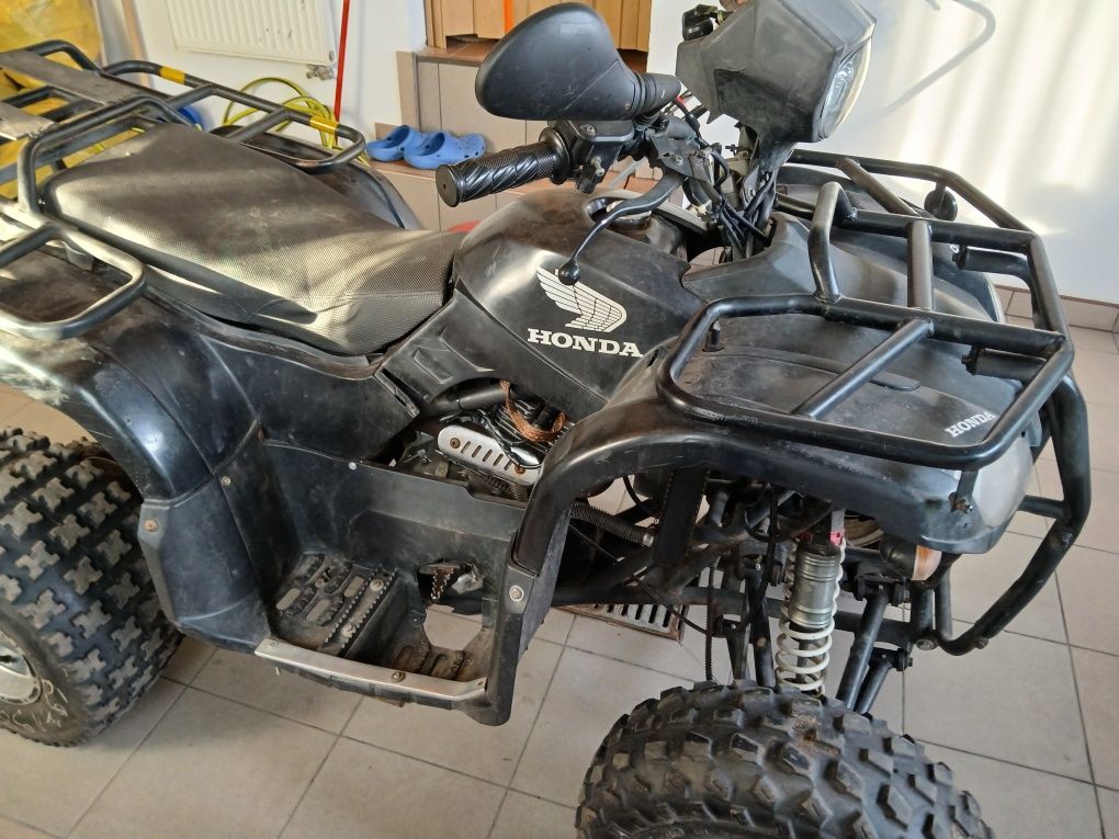 Sprzedam quada 250 chińczyk z cholomogacją