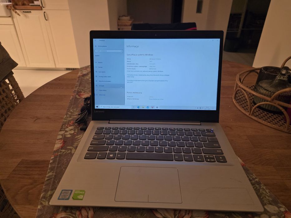 Laptop Lenovo w pełni sprawny