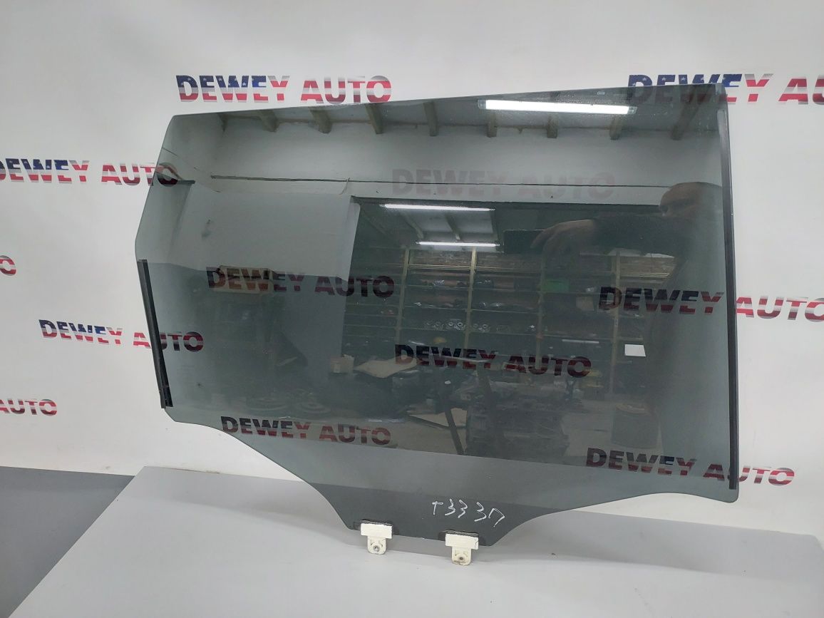 Скло Nissan Rogue T33 Розборка Ніссан Рог Руж Рок Роже Т33