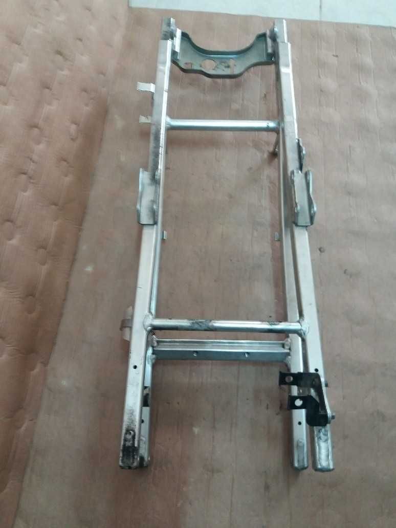 Subquadro Honda CBR600F
