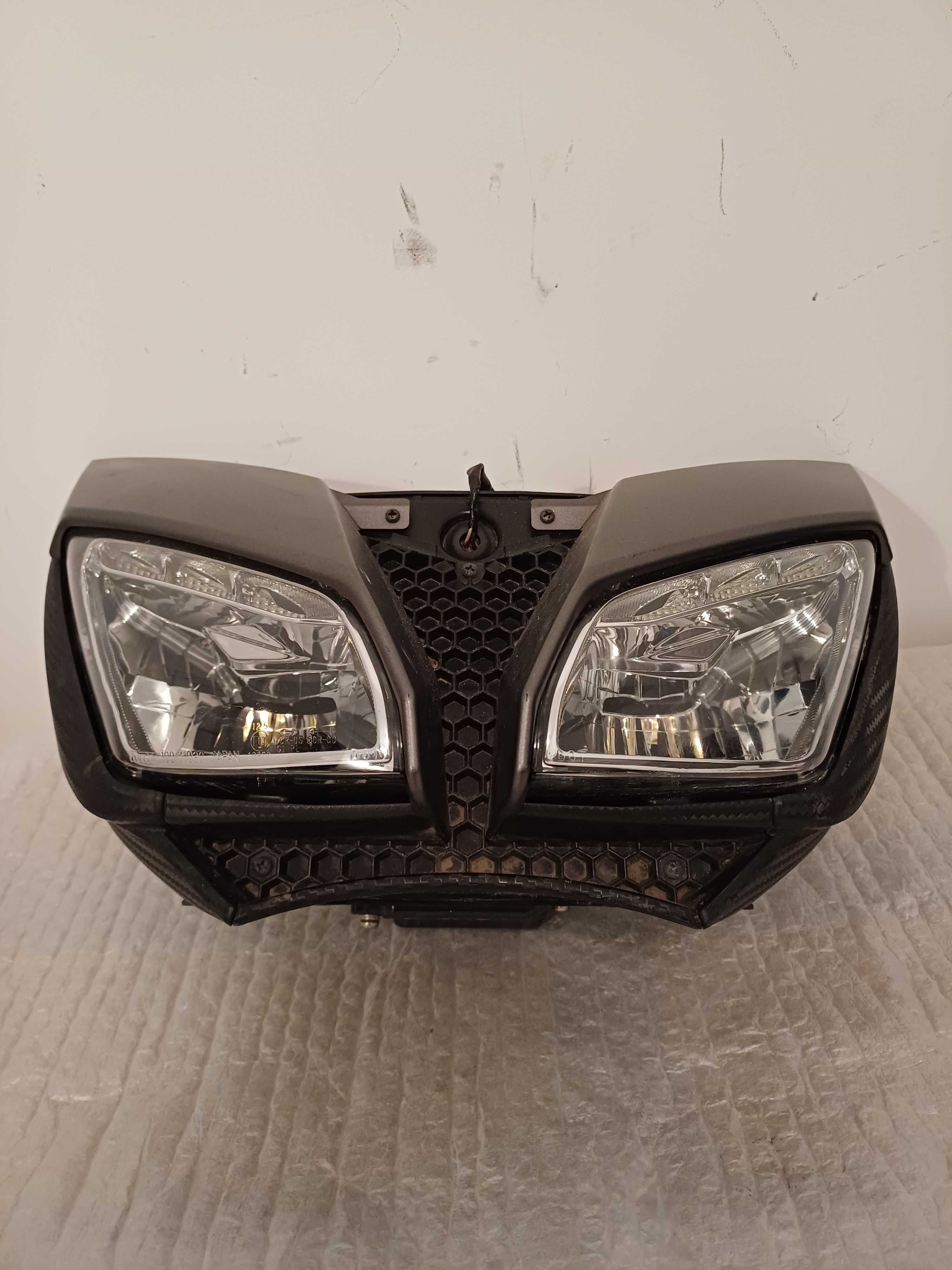 Reflektor Yamaha MT09  Lampa