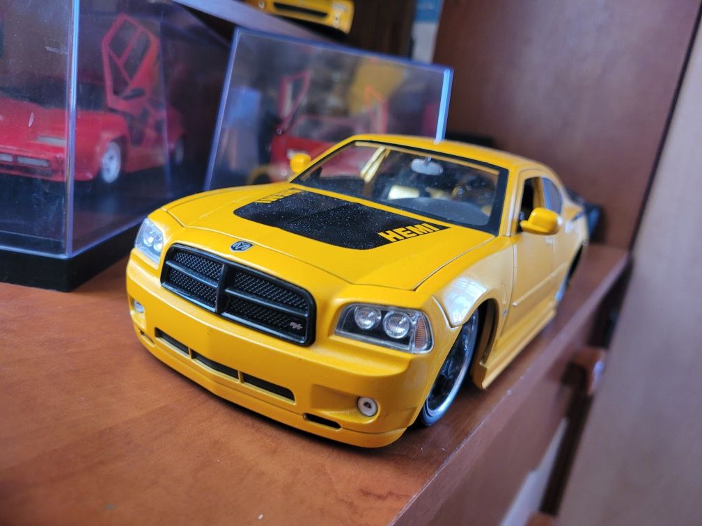 Model Dodge Charger R/T, 1/18, Jada Toys