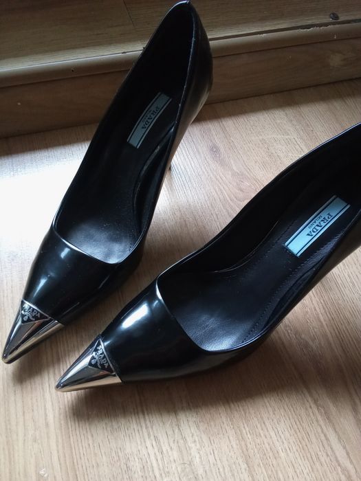 Szpilki damskie PRADA rozm.37, nowe