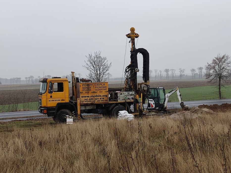 wiertnica pionowa do studni  Wamet H30S, gotowa do pracy , zestaw 130m