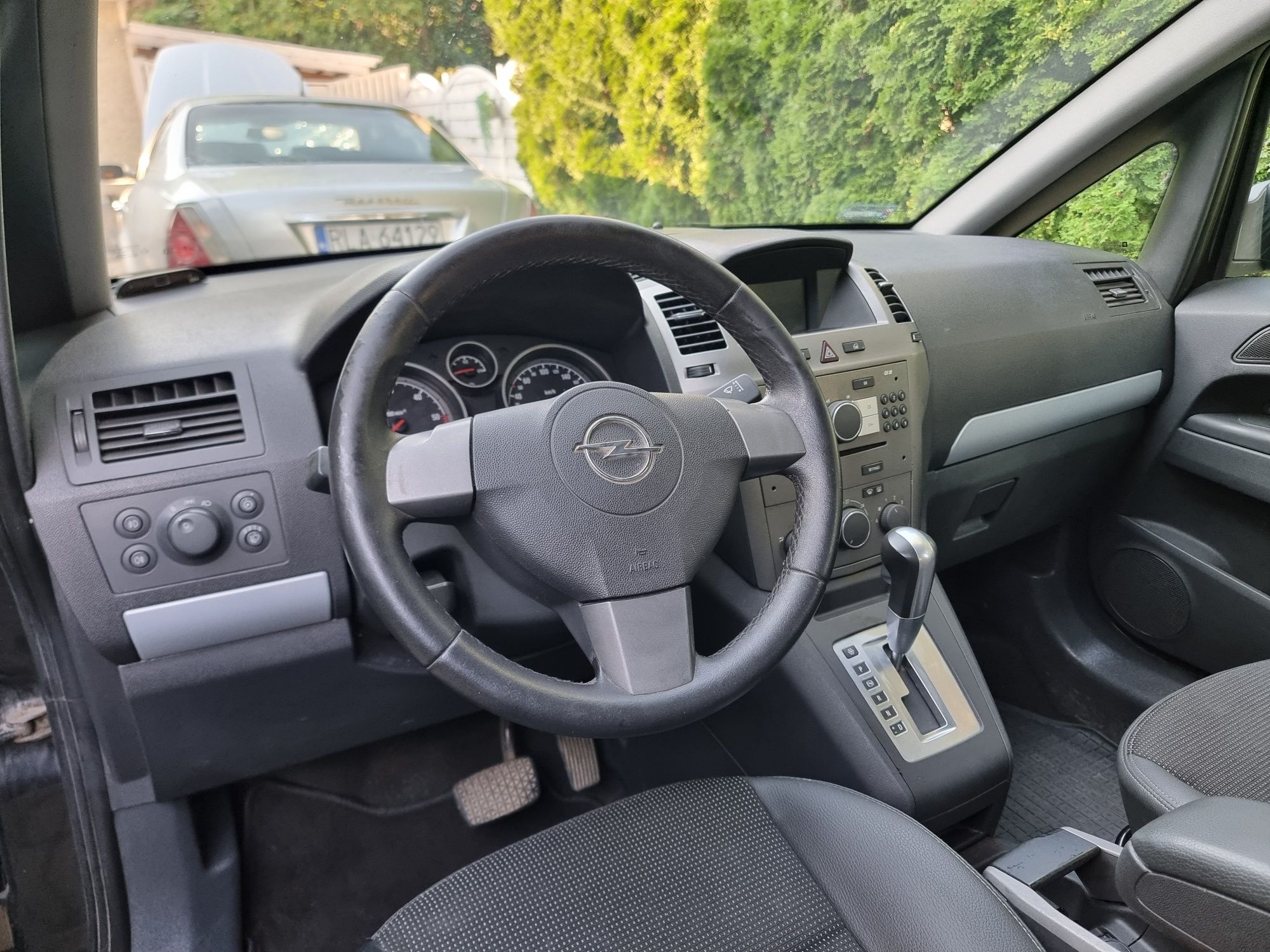 Opel Zafira B 1.9 CDTI - 7 osobowy , Automat,  Nowe opony wielosezonow