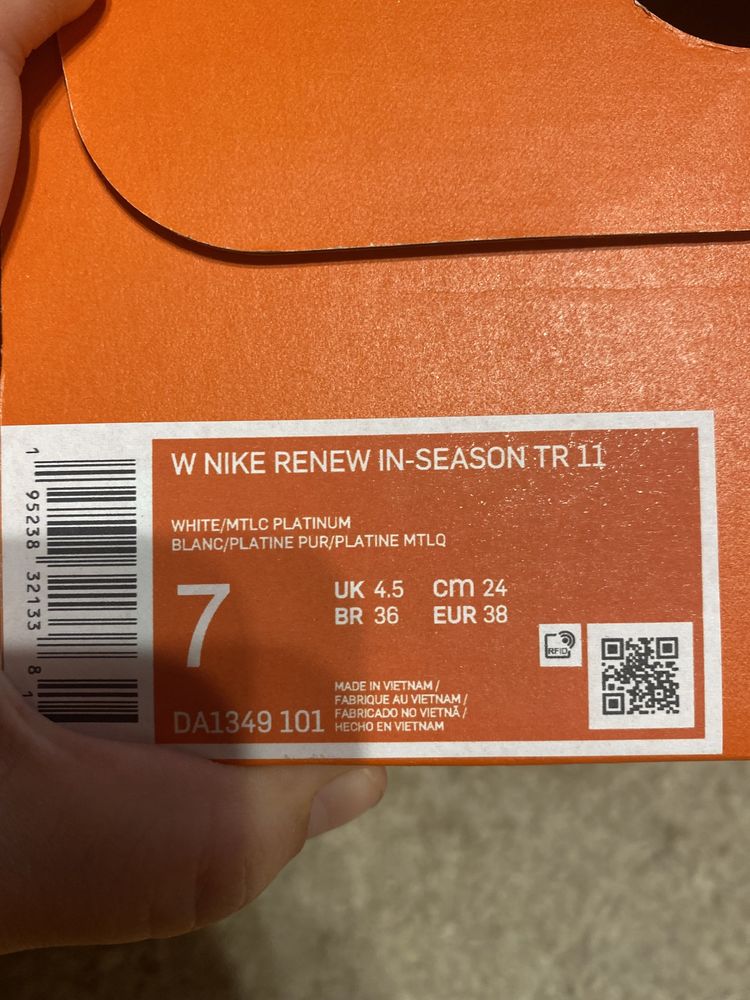 Кросівки жіночі Nike Renew In-Season TR 11, кросовки