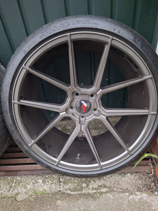 Jantes JR30 novas com pneus novos