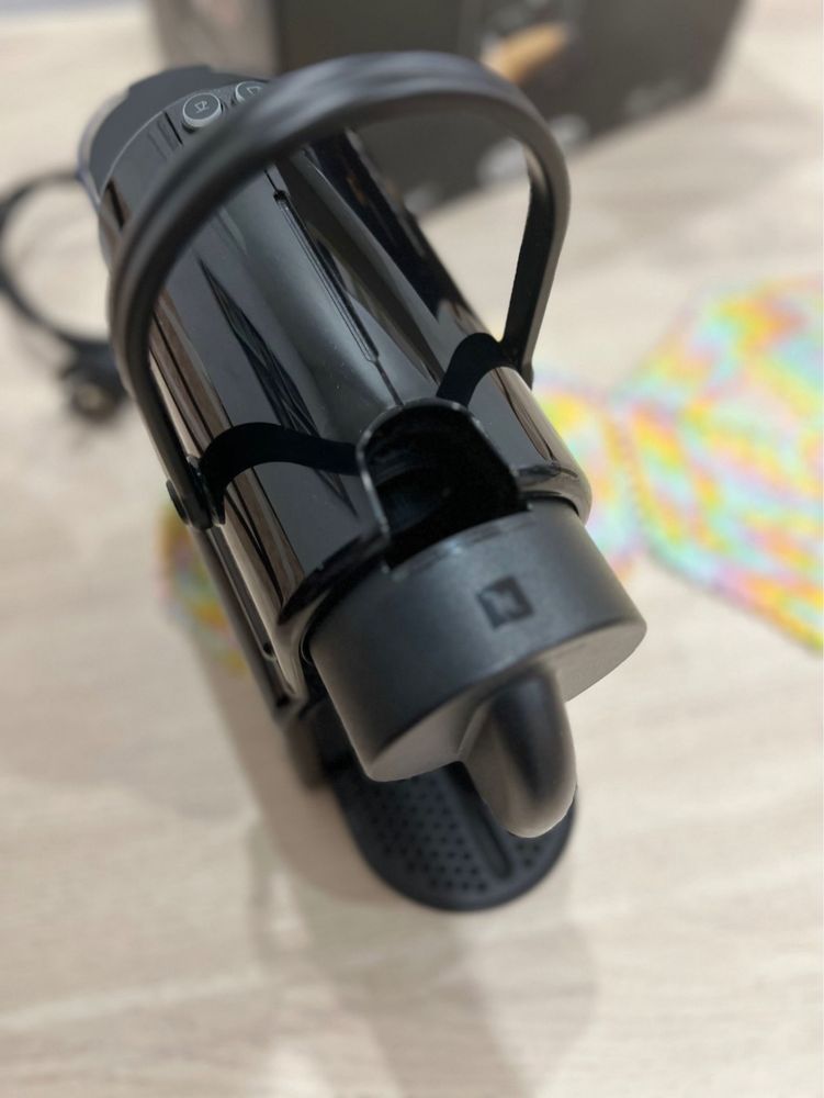 Maquina de café nespresso inissia