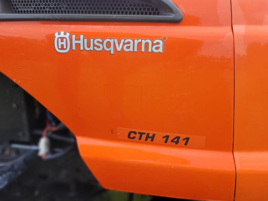 Kosiarka traktorek Husqvarna CTH141