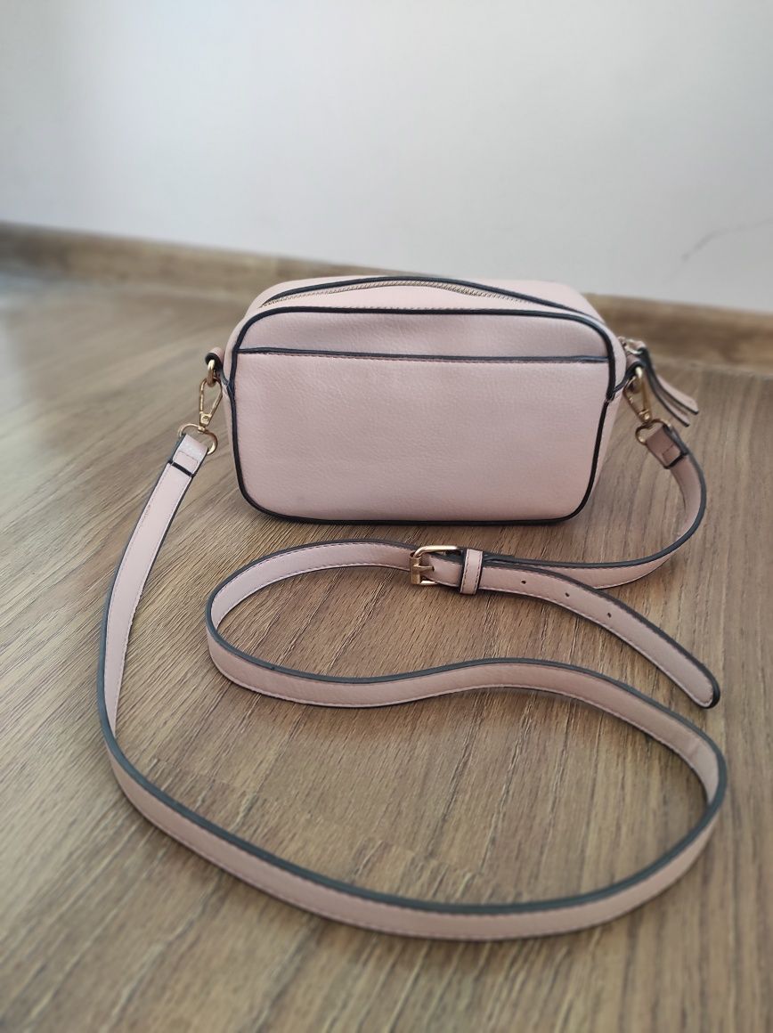 Torebka Jenny Fair crossbody pudrowy róż złote okucia plus jedwabna