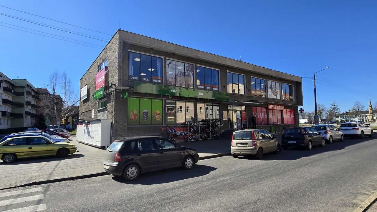 Sklep, lokal handlowy usługowy, Centrum, Pawilon Kietrz, Żabka, Apteka