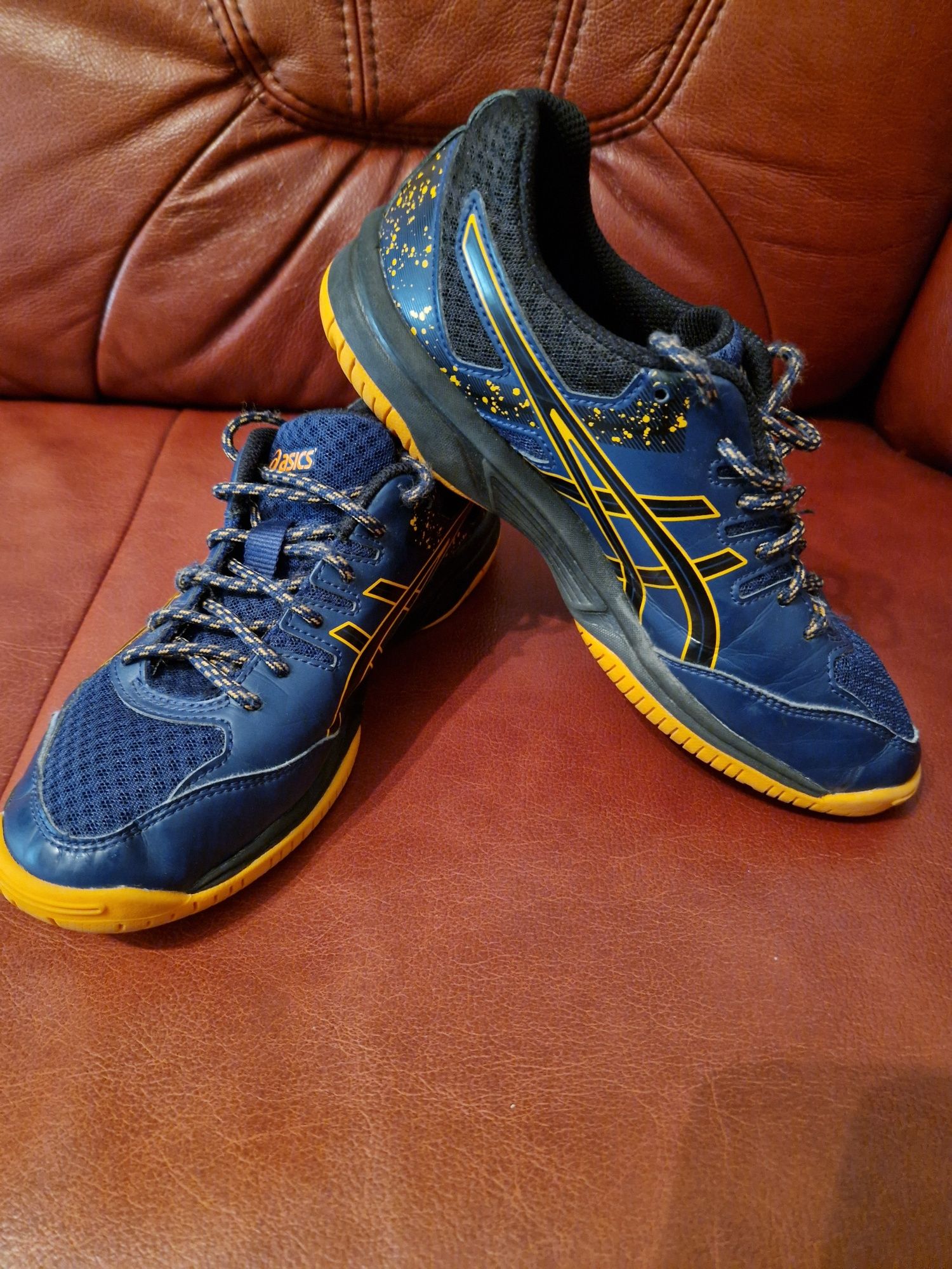 Buty sportowe asics r38