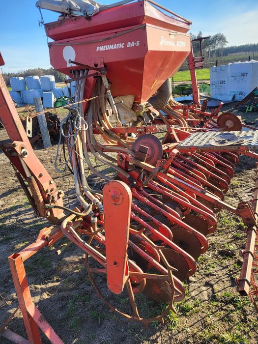 Cześci do siewnika accord kverneland