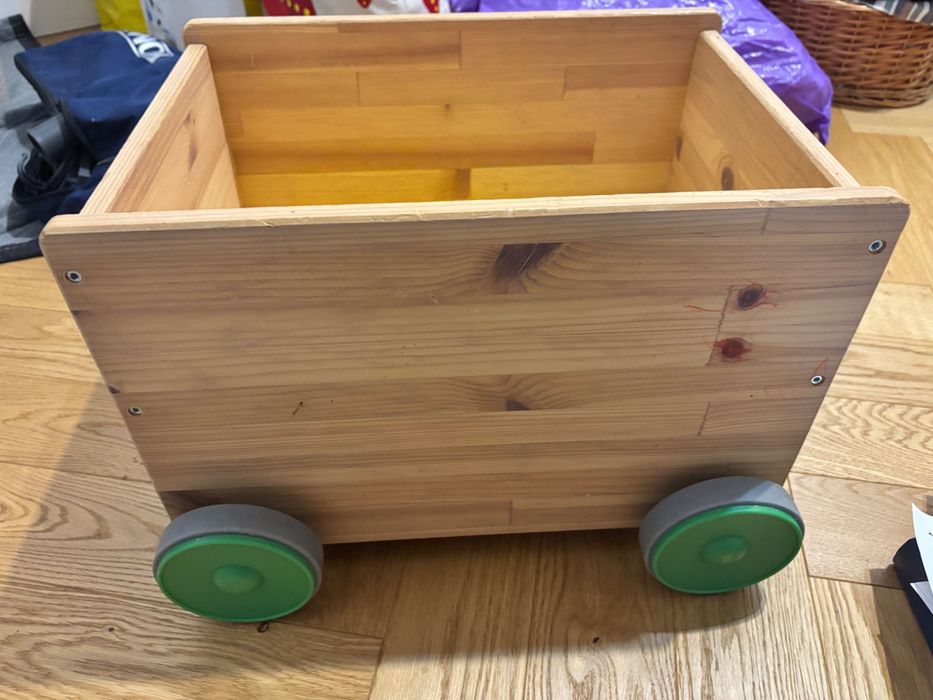 FLISAT
Schowek na zabawki na kółkach FLISAT IKEA Stan bardzo dobry