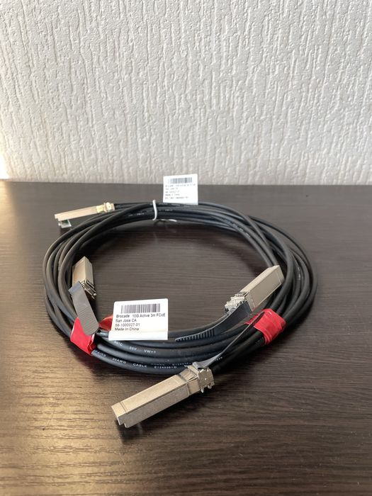Кабель оптический 10G SFP+ AOC 3m, Brocade (оригинал)