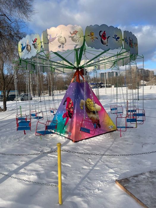 Атракціон карусель дитяча