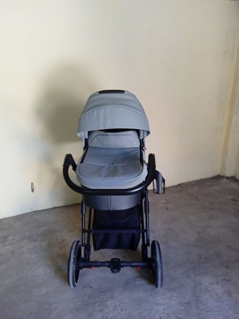 Детская универсальная коляска 2 в 1 Baby Drive