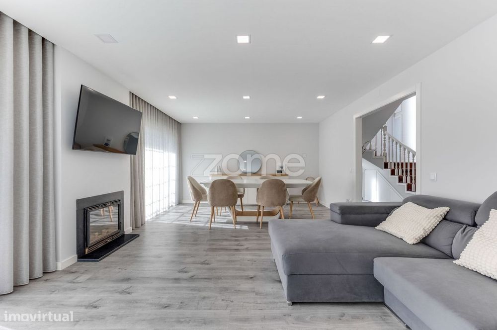 Moradia T4 com Suite, Closet - Ao Externato Paulo VI - São Cosme