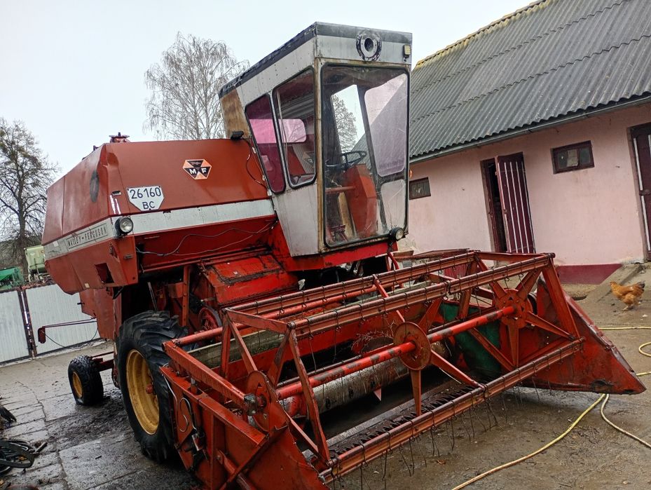 Комбайн Massey Ferguson 186комбайе