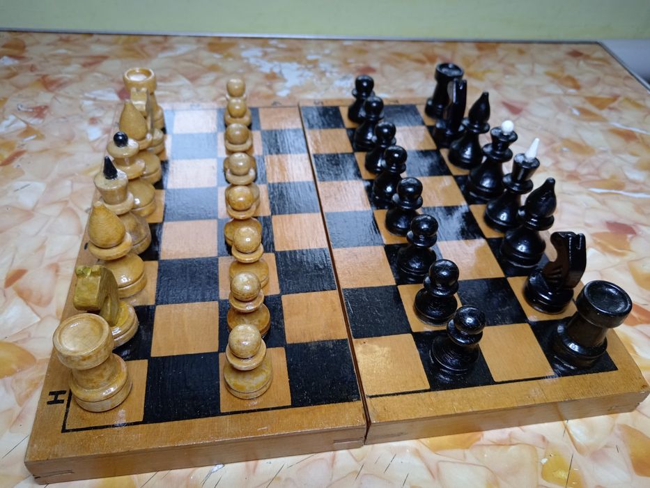 Шахмати Халтуринські, дошка 29х29 см