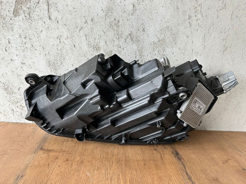 Skoda Octavia IV lampa prawa przednia prawy przód FULL LED EUROPA