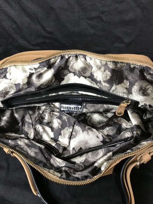 Жіноча шкіряна сумка Ted Baker