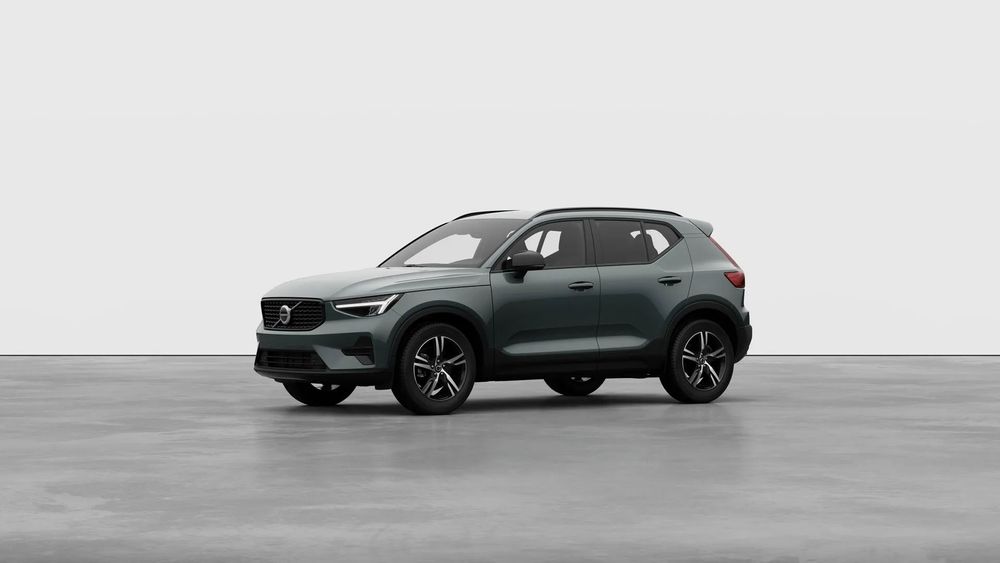 Volvo XC 40 2.0 B3 Plus Dark - Na styczeń / Harman, podgrzewana szyba i kierownica