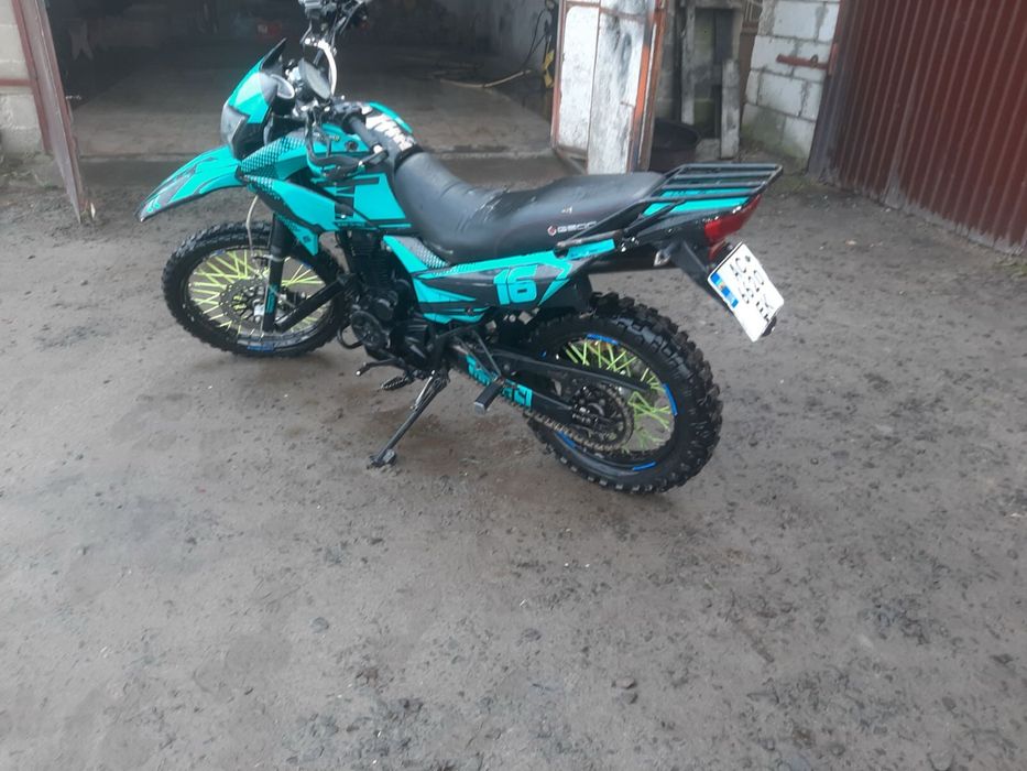 Продам мотоцикл Geon x-road 200 в граному стані