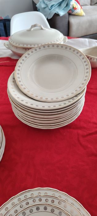 Serviço de jantar loiça de Sacavém