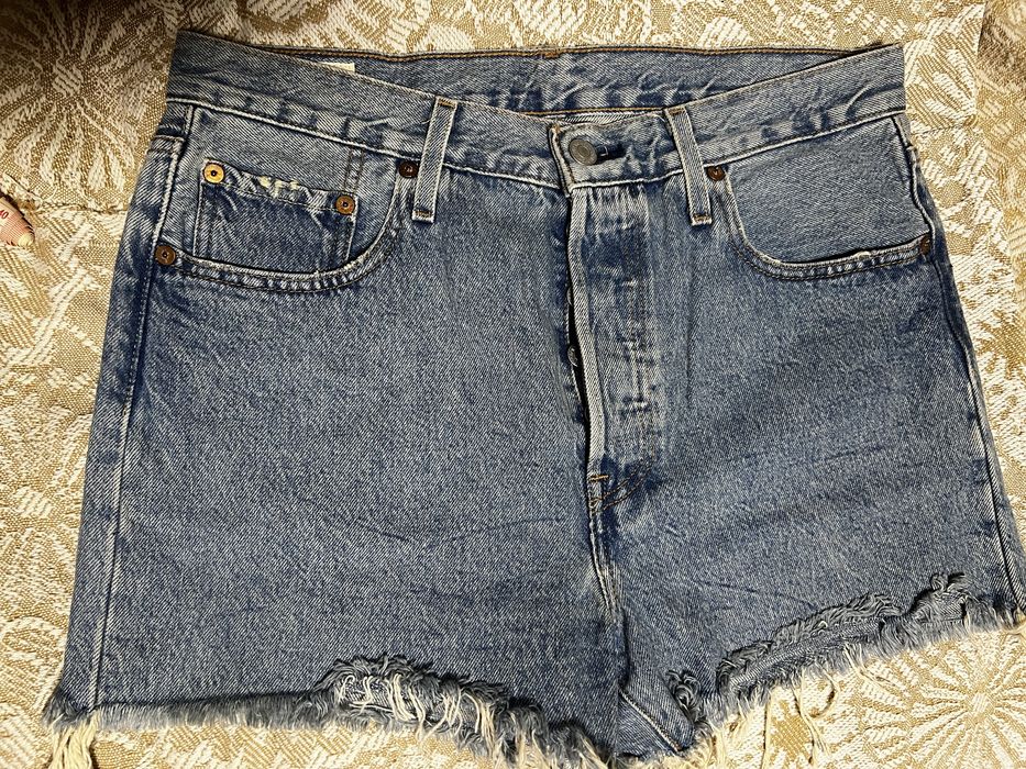 Шорты Levis джинсовые