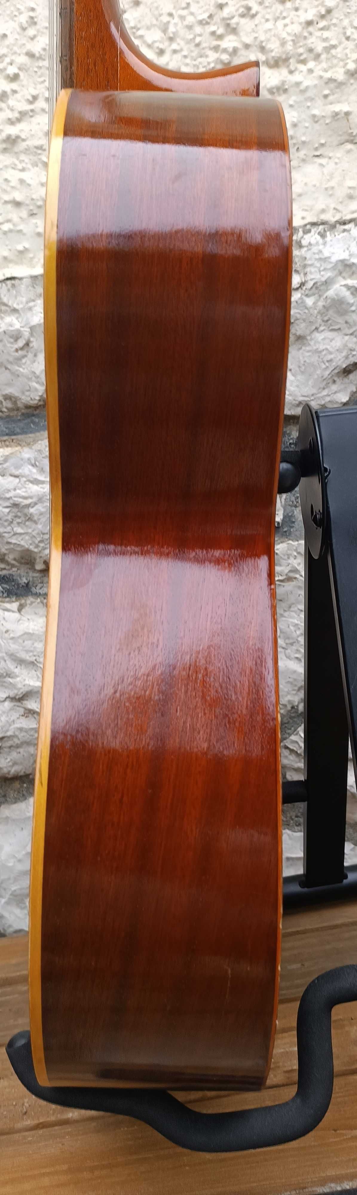 Guitarra Clássica ADMIRA - BM - com 51 anos