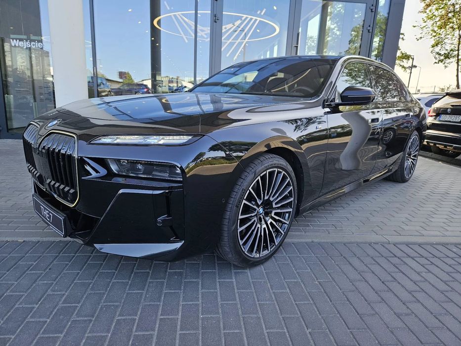 BMW Seria 7 740d | 299KM | Pakiet sportowy M Pro | Pakiet Innowacji