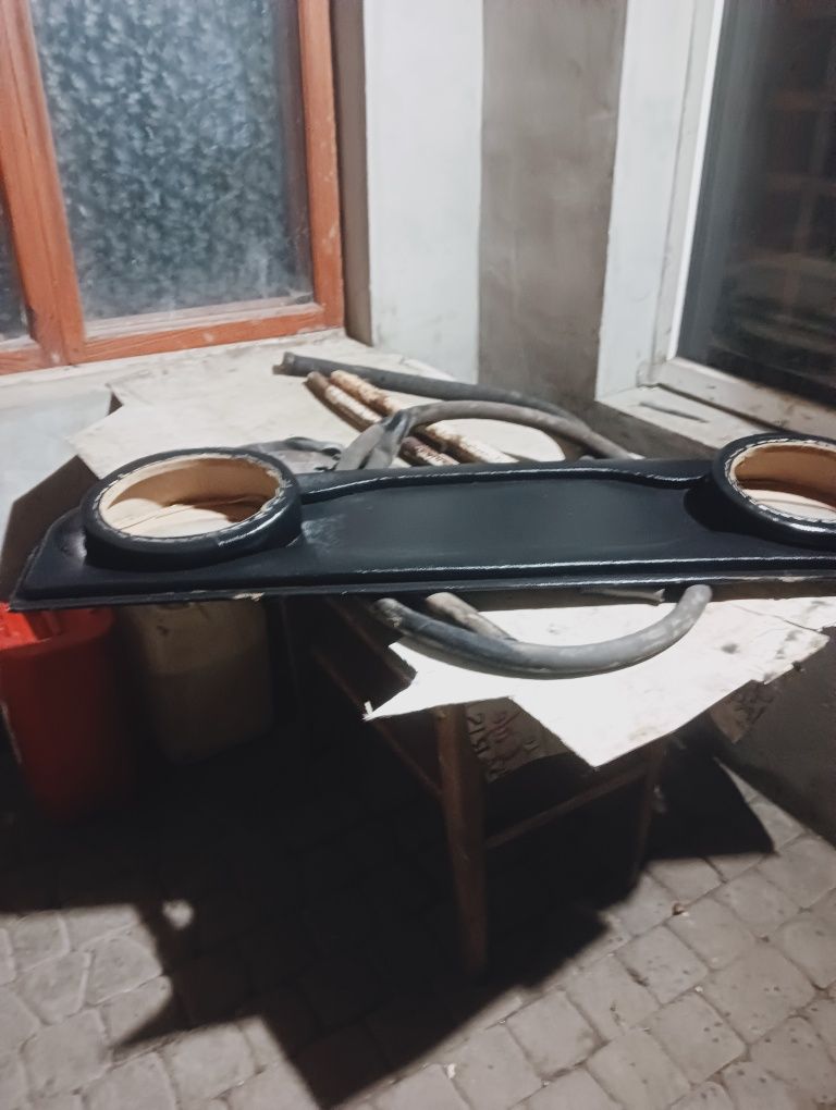 Продам акустическую полку ВАЗ.