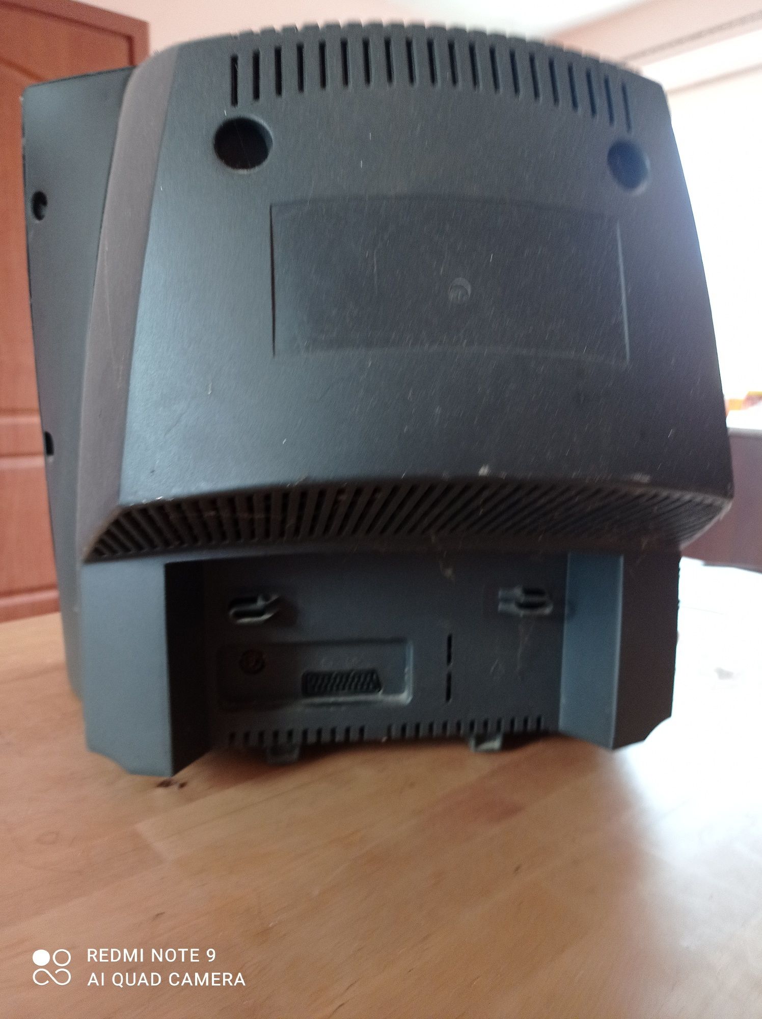 Telewizor teleskopowy,