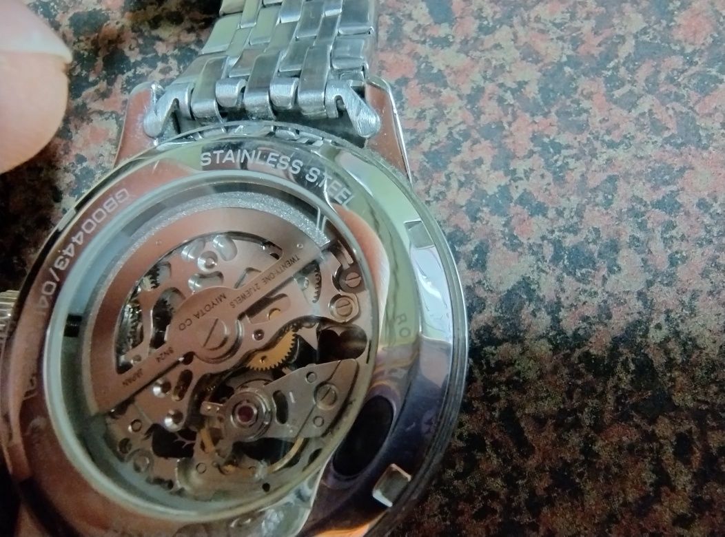 Продам часы Rotary GB 00443/04