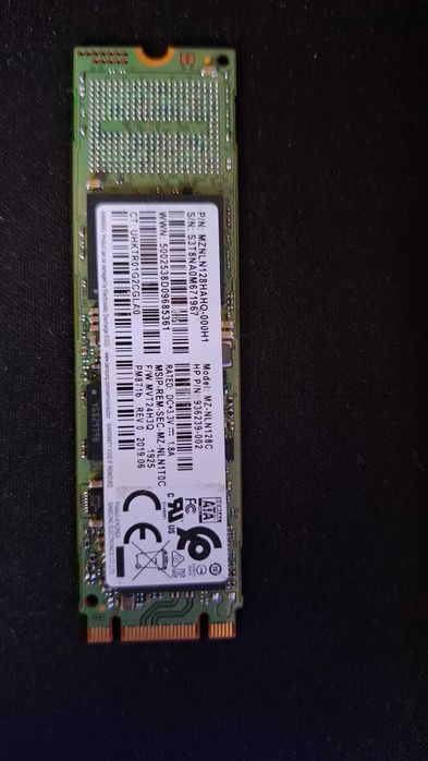 Dysk SSD SATA Samsung 128GB
