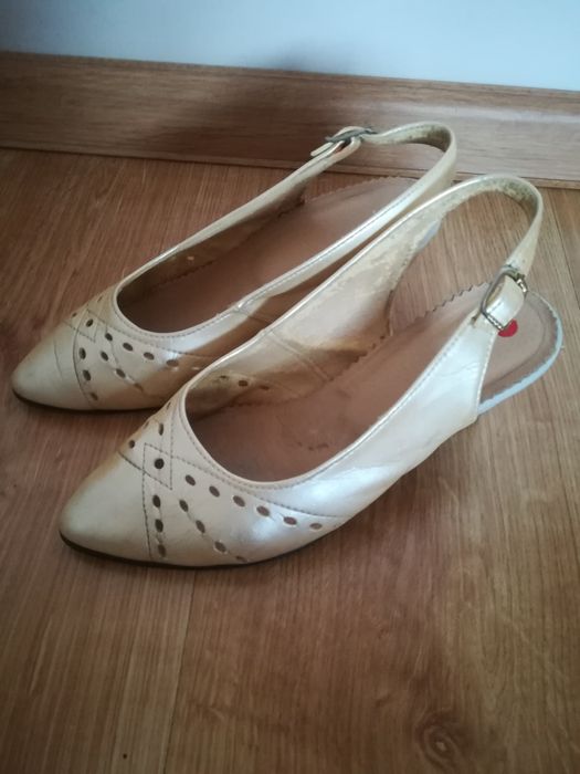 Buty damskie na obcasie roz 35