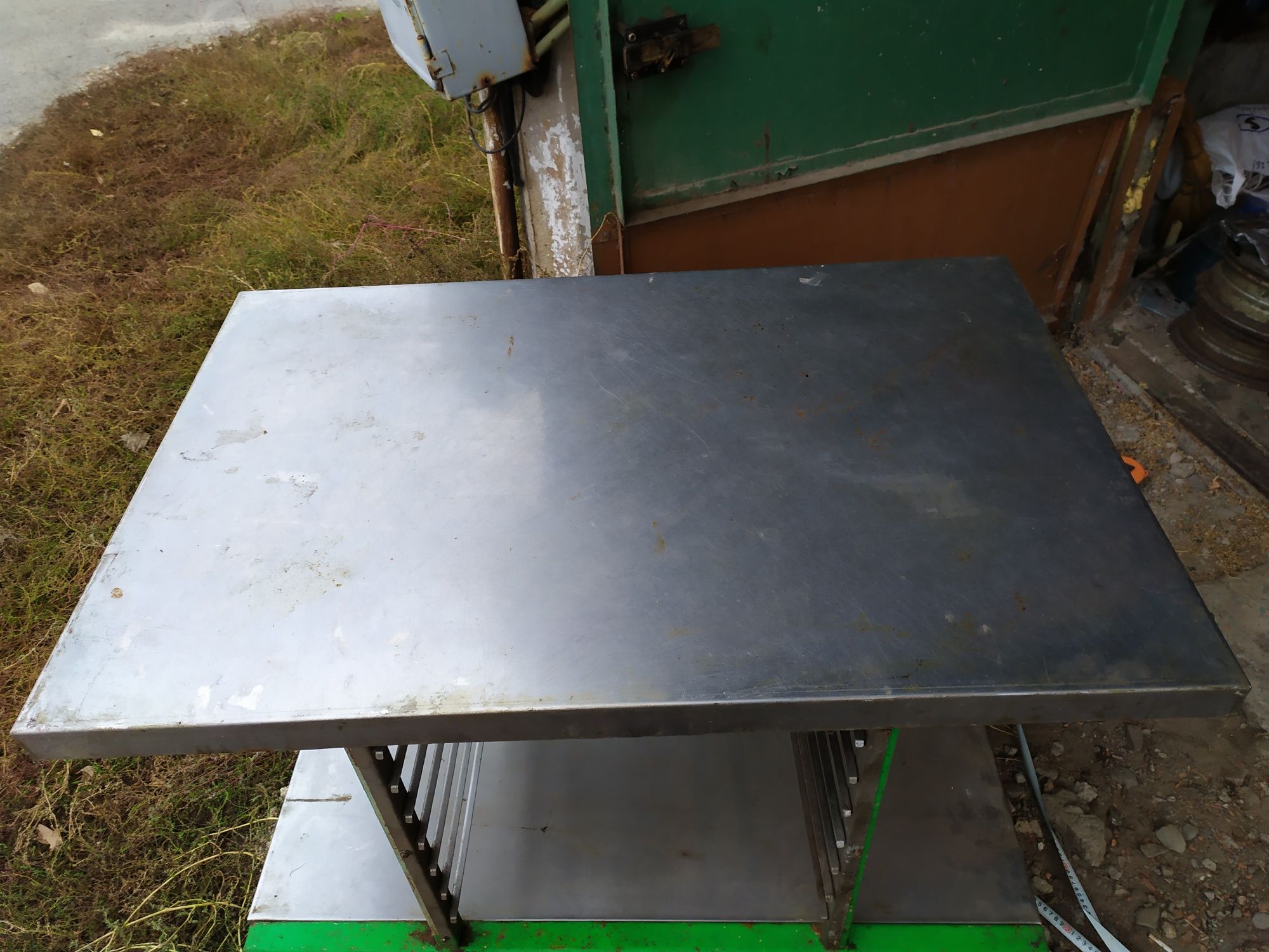 Продам стол из пищевой нержавеющей стали для общепита